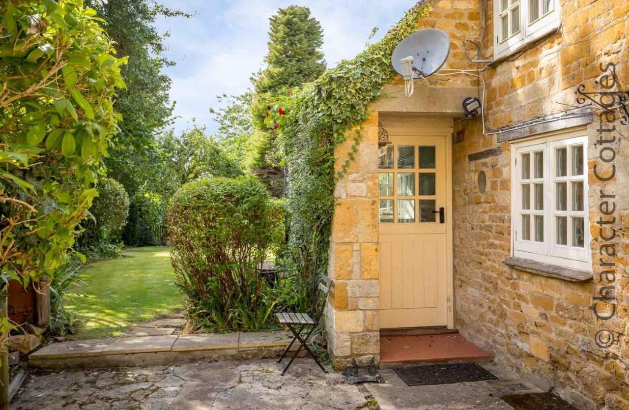 Court Hayes Villa Cheltenham Eksteriør billede