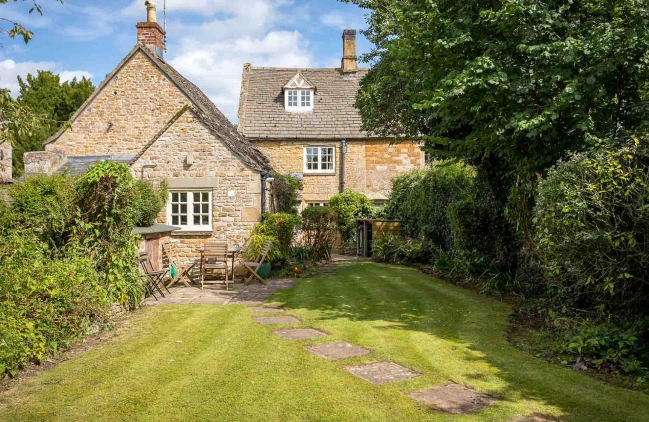 Court Hayes Villa Cheltenham Eksteriør billede